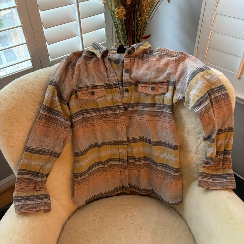 Patagonia is Women’s Fjord Flannel Shirt, Size small/4